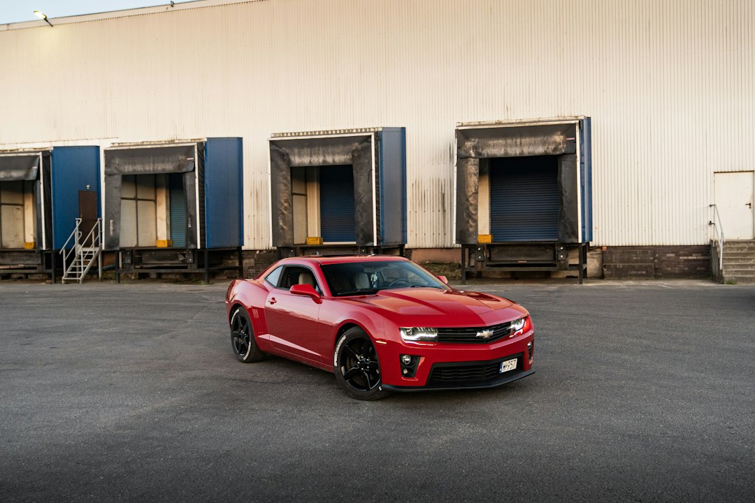 Chevrolet Camaro Z28 IROC-Z 1985: Legenda anilor '80, prezentată la licitație