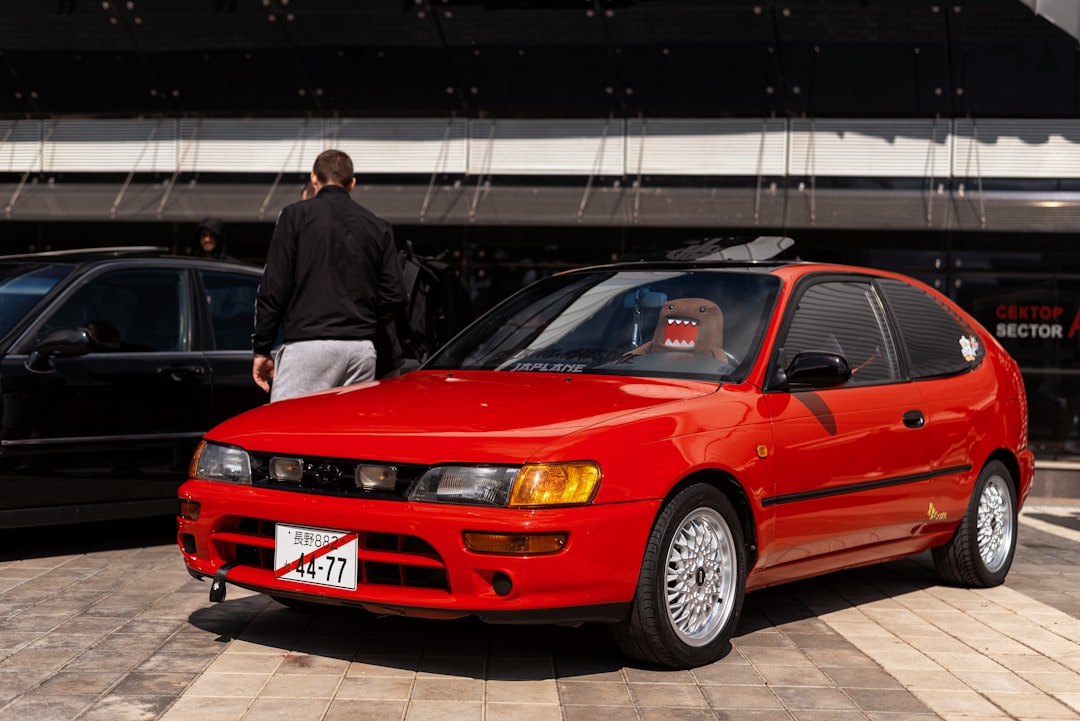 Toyota Corolla Levin AE86: Renașterea unei Legende Drift prin Programul TOM'S Heritage