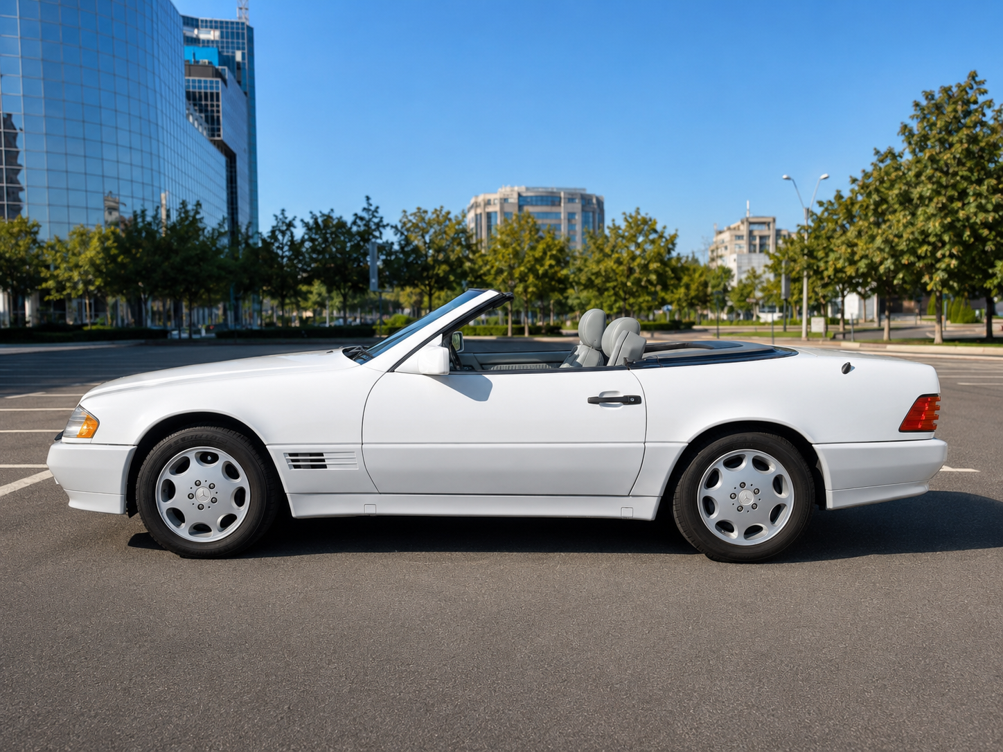 Mercedes SL 500 R129 V8 1995 – vehicul istoric – fără rugină