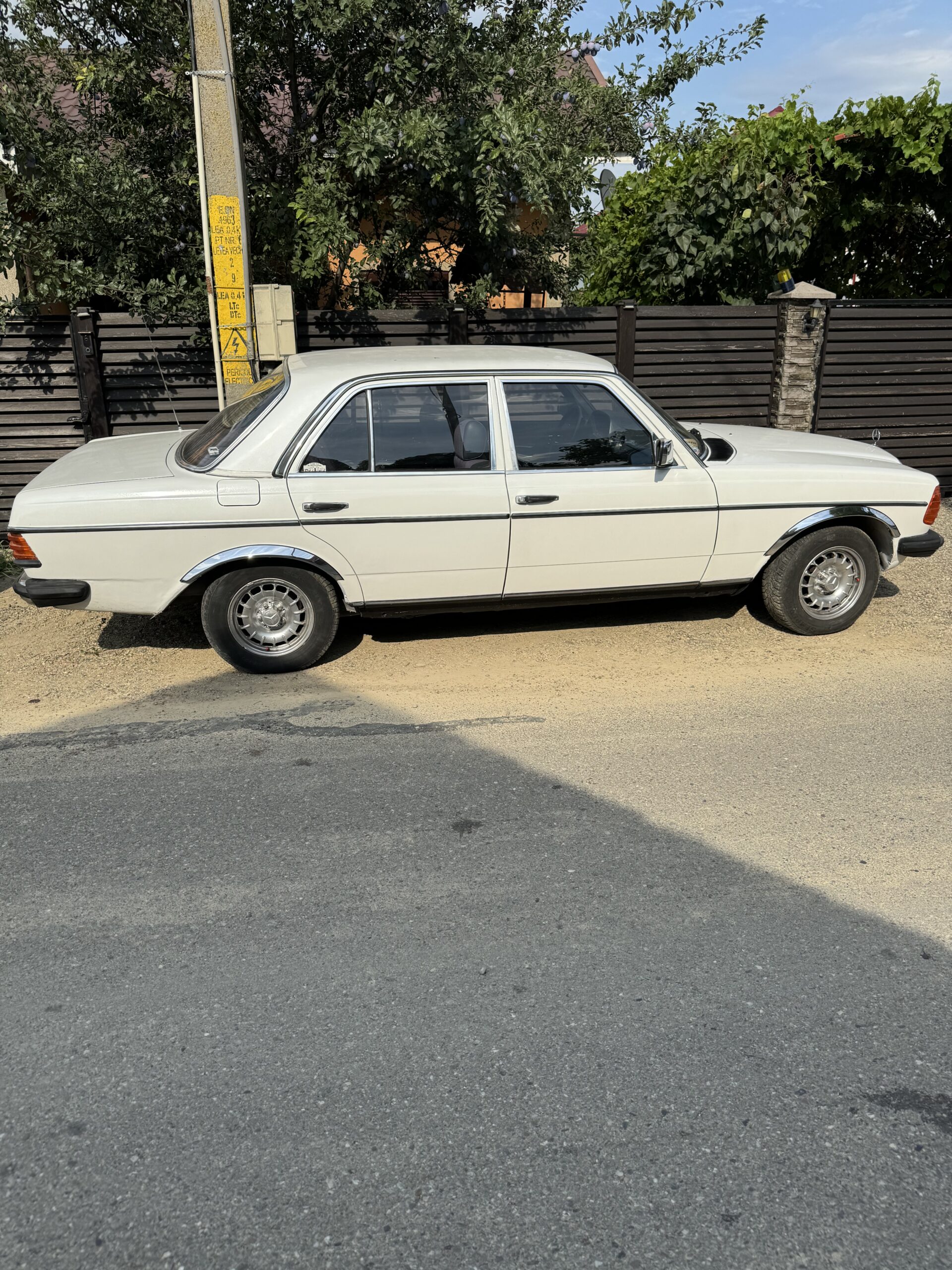 Mercedes W123 Cobra