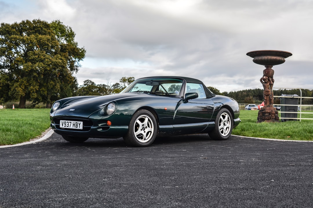 TVR S3: Un Roadster Britanic Clasic, Redescoperit pe Piața Colecționarilor